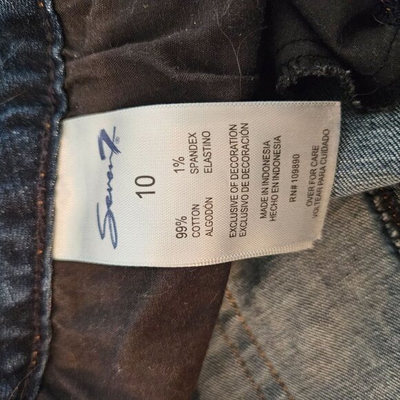 SEVEN For All Mankind Weekend Denim Embroidered Bermuda Shorts Size 10 high rise - Picture 5 of 9